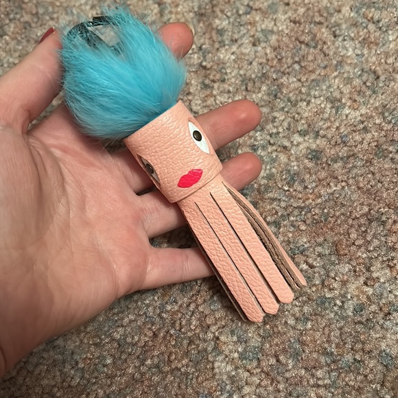 Min & Mon squid charm - Picture 2 of 3